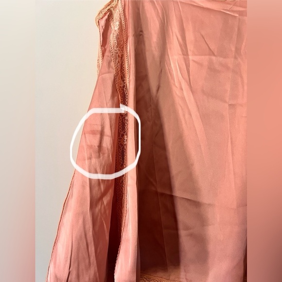 POL Pink lace Embellished Sleeveless Tank Top NWOT has small deodorant markings - Picture 3 of 7